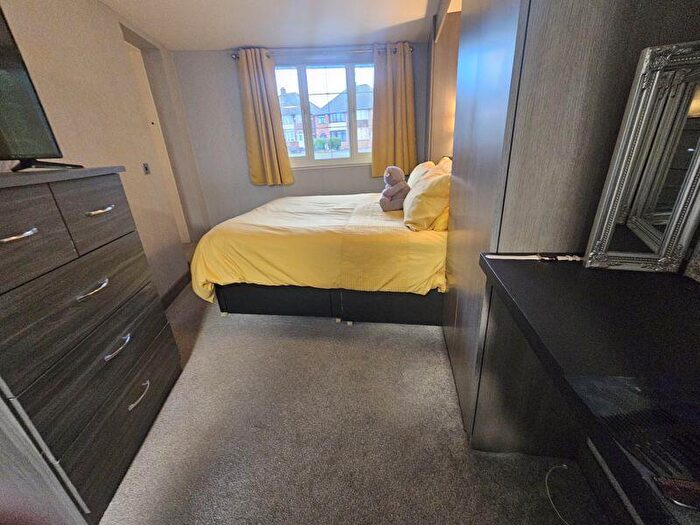 2 Bedroom End Of Terrace House For Sale In Booths Lane, Great Barr, Birmingham, B42