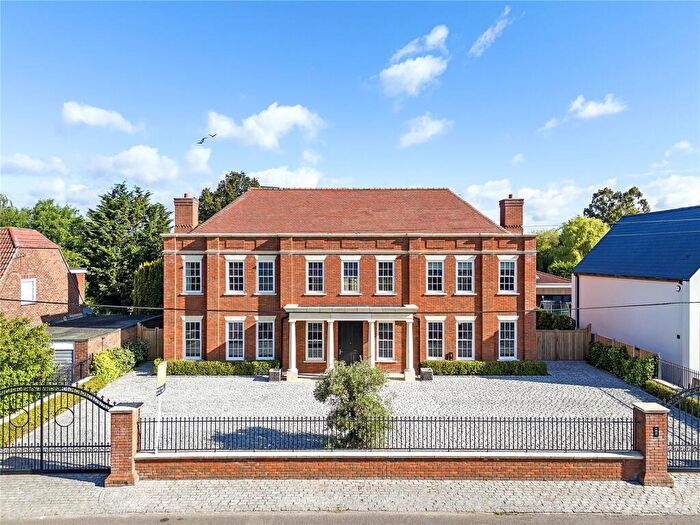 6 Bedroom Detached House For Sale In Glebe Road, Ramsden Bellhouse, Billericay, Essex, CM11