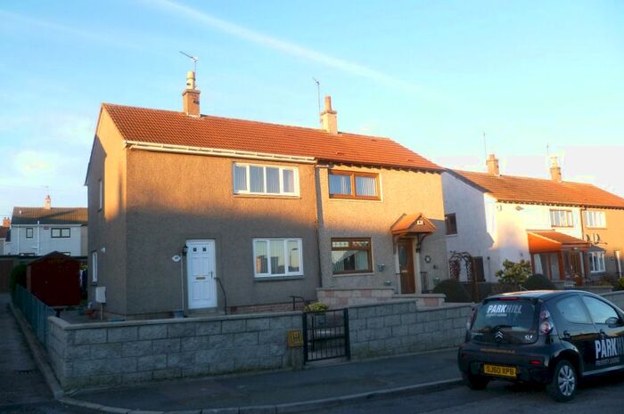 2 Bedroom Terraced House To Rent In Heatheryfold Drive, Heathryfold, Aberdeen, AB16