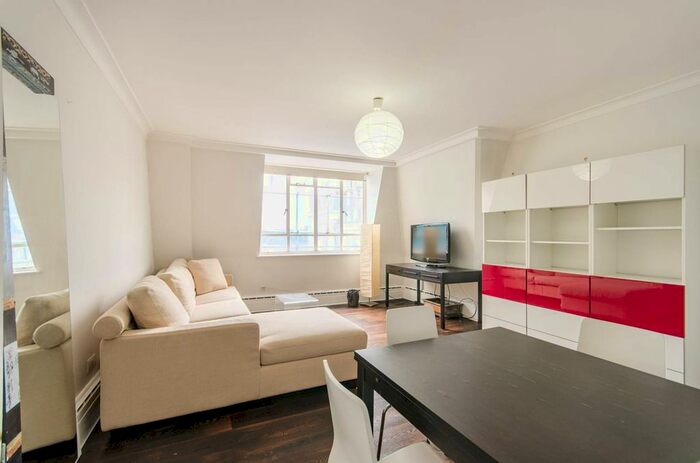1 Bedroom Flat To Rent In Old Brompton Road, Earls Court, London, SW5
