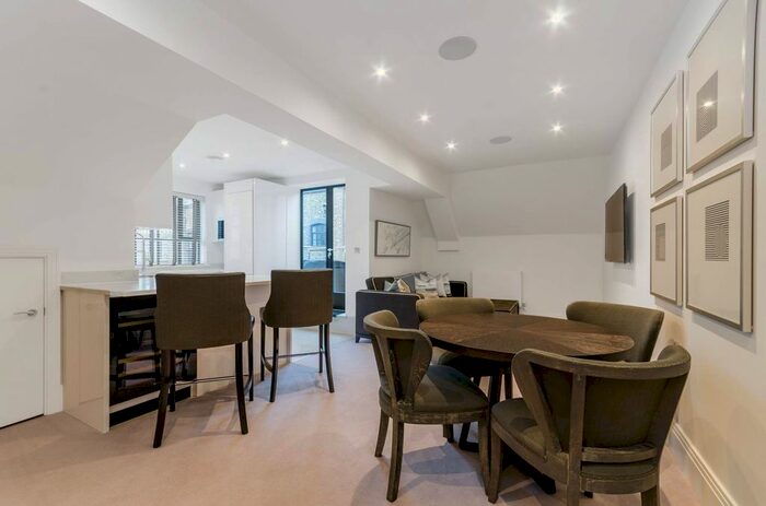 2 Bedroom Flat To Rent In Palace Wharf, Hammersmith, London, W6