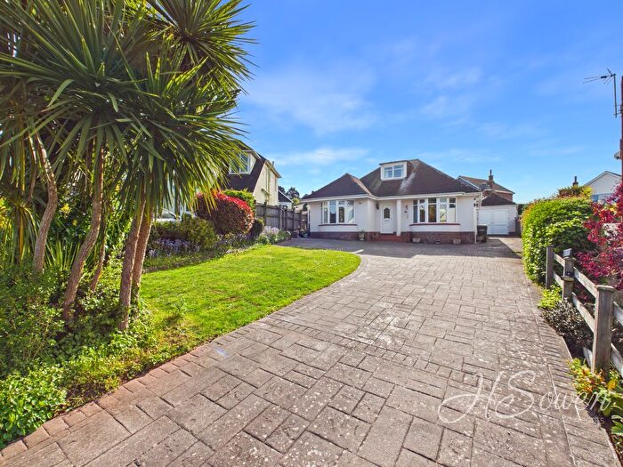 2 Bedroom Detached House For Sale In Cadewell Park Road, Torquay, TQ2
