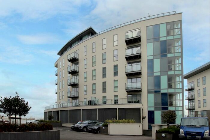 2 Bedroom Flat To Rent In Wainwright Avenue Dartford, DA9