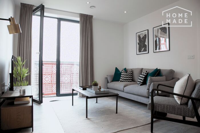 2 Bedroom Apartment To Rent In Oxbow, Salford, M5