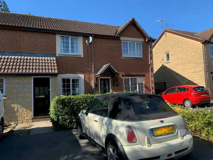 2 Bedroom Terraced House To Rent In Couzens Close, Chipping Sodbury, BS37