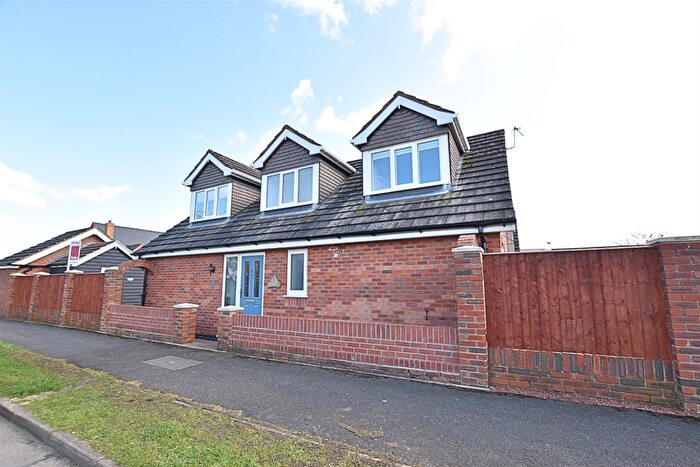 3 Bedroom Detached Bungalow For Sale In Priors Close, New Waltham, Grimsby, DN36