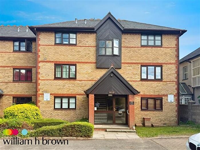 1 Bedroom Flat To Rent In College Close, College Avenue, Grays, RM17