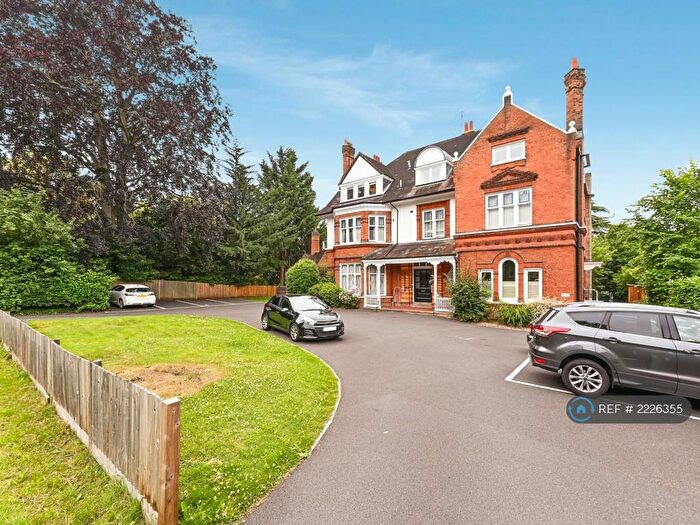 2 Bedroom Flat To Rent In Ditton Road, Surbiton, KT6