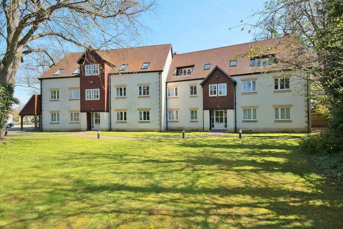 2 Bedroom Apartment To Rent In St James Place, Beauchamp Lane, Oxford, OX4