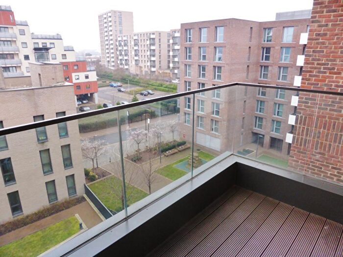 1 Bedroom Flat For Sale In Connaught Heights, Waterside Park, Royal Docks, London, E16