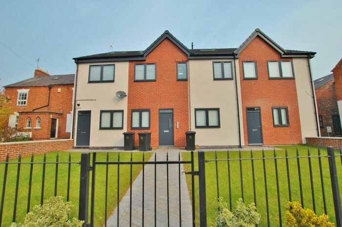 2 Bedroom Apartment To Rent In Easthorpe Street, Ruddington, Nottingham, Nottinghamshire, NG11