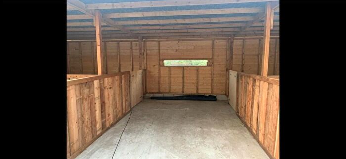 5 Bedroom Semi-Detached House For Sale In Mottram Moor, Mottram, Hyde, SK14