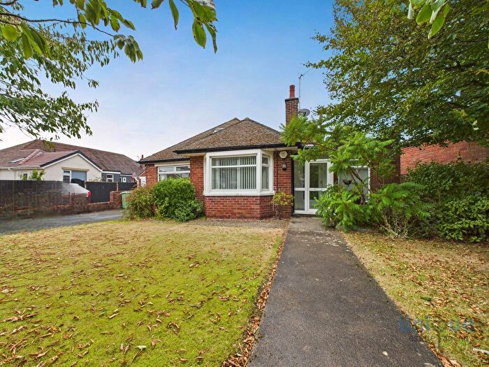 3 Bedroom Bungalow For Sale In Singleton Avenue, Lytham St. Annes, FY8