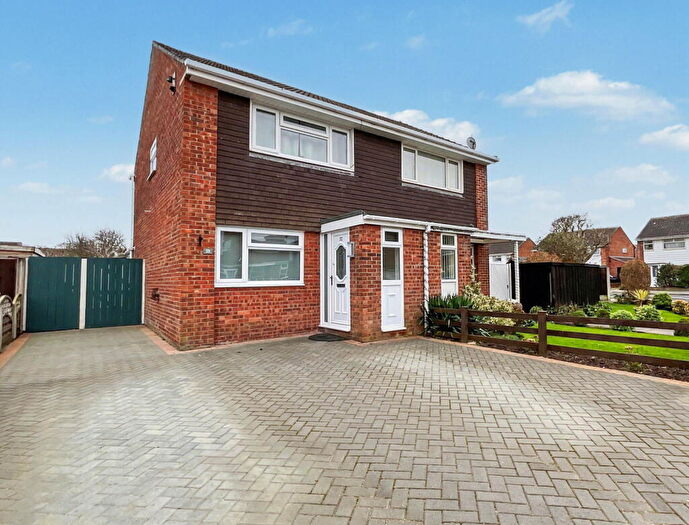 2 Bedroom Semi-Detached House For Sale In Seaton Way, Marshside, Southport, PR9