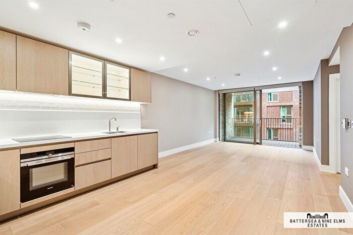 1 Bedroom Flat To Rent In Salisbury House, Prince Of Wales Drive, SW11