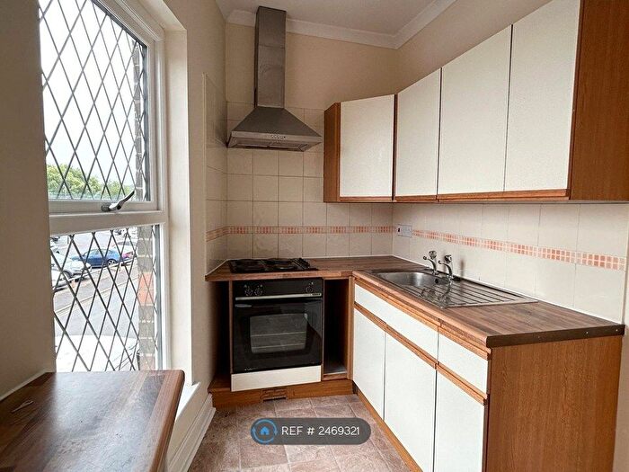 2 Bedroom Flat To Rent In Blackpool Street, Burton-On-Trent, DE14
