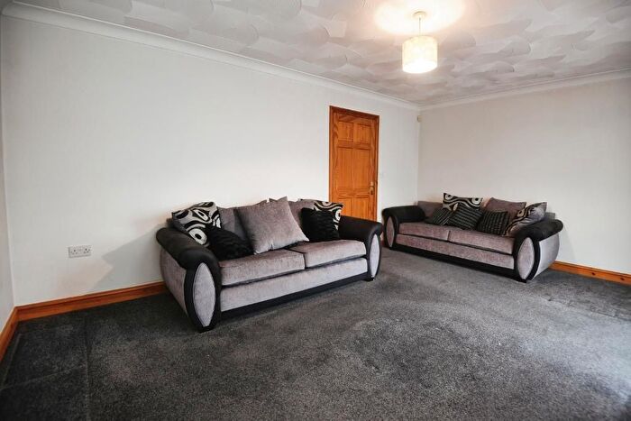 2 Bedroom Semi-Detached Bungalow For Sale In Walnut Close, Wisbech St Mary, Wisbech, PE13