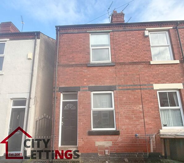 3 Bedroom End Terrace House To Rent In Hardstaff Raod, Sneinton, NG2