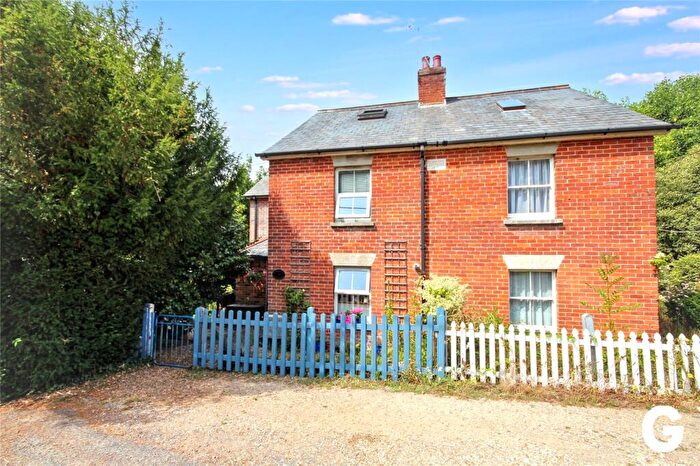 3 Bedroom Semi-Detached House For Sale In Gladstone Cottages, Hightown Hill, Ringwood, Hampshire, BH24