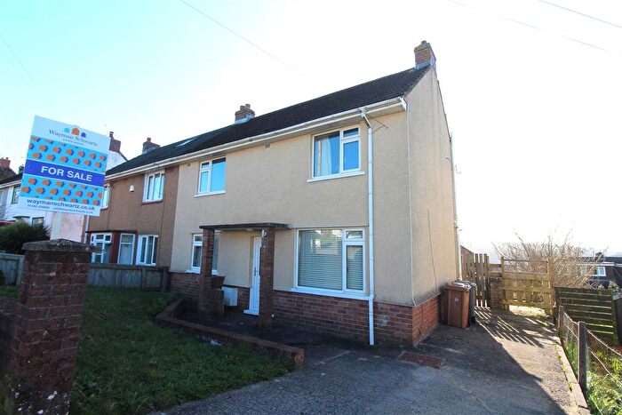 3 Bedroom Semi-Detached House For Sale In Rushmere Road, Pontllanfraith, Blackwood, NP12