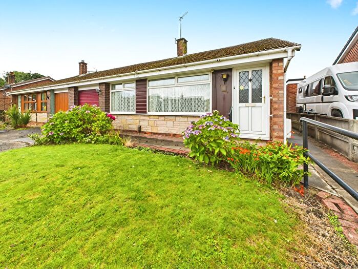 2 Bedroom Semi-Detached House For Sale In Snowshill Drive, Wigan, WN3