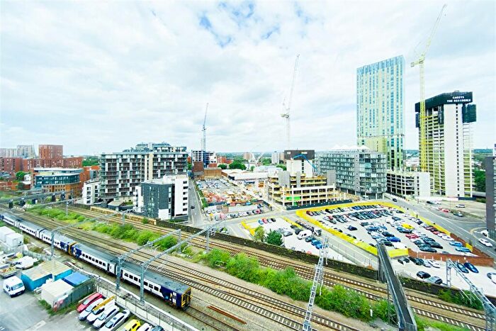 2 Bedroom Apartment To Rent In Laurence Place, Embankment West, M3