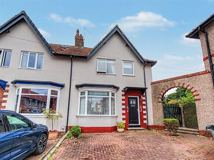 3 Bedroom End Of Terrace House For Sale In Weldon Avenue, Grangetown, Sunderland, SR2