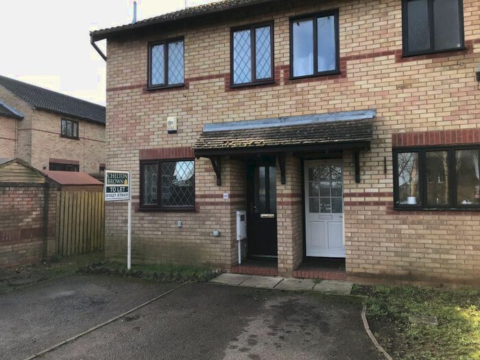 2 Bedroom Property To Rent In Sherwood Drive, Daventry NN11