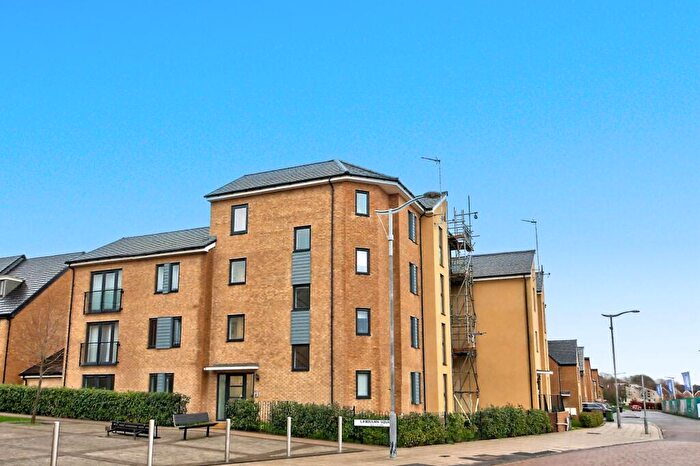 2 Bedroom Apartment For Sale In Bloxham Close, Basingstoke, RG24