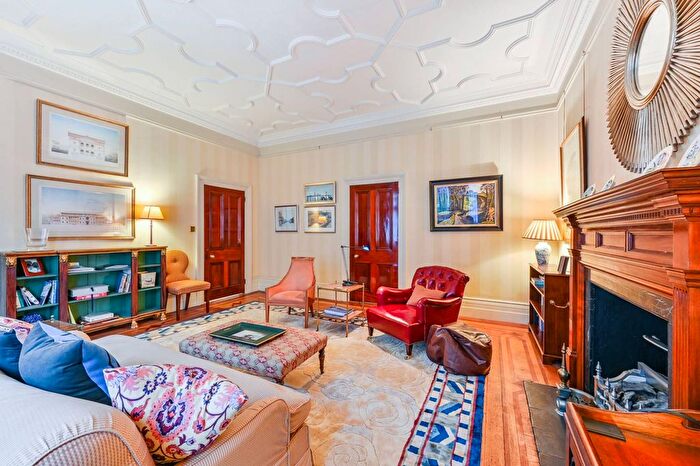 1 Bedroom Flat To Rent In Down Street, Mayfair, London, W1J