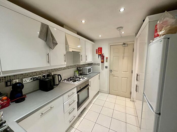 1 Bedroom House To Rent In Tailors Row, Norwich, NR3