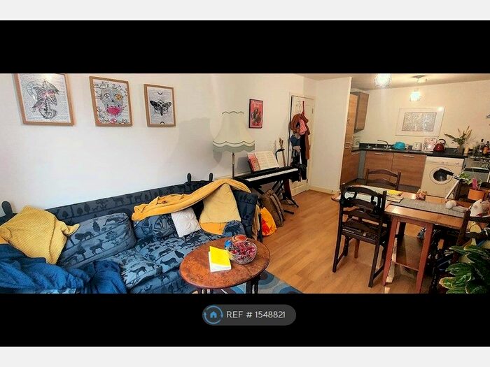 2 Bedroom Flat To Rent In Norman Road, London, SE10