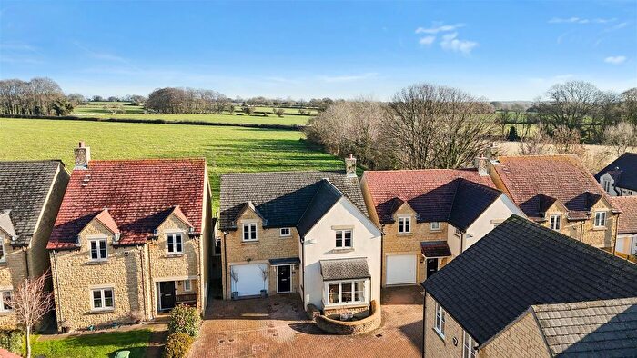 4 Bedroom Detached House For Sale In Woodlands Close, Eastcombe, Stroud, GL6
