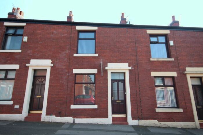3 Bedroom Terraced House To Rent In Newchurch Street, Castleton, Rochdale OL11