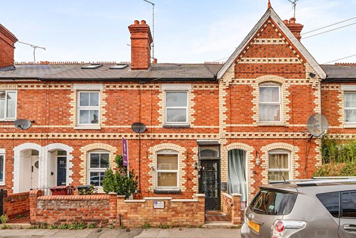 3 Bedroom Terraced House For Sale In Coventry Road, Reading, Berkshire, RG1
