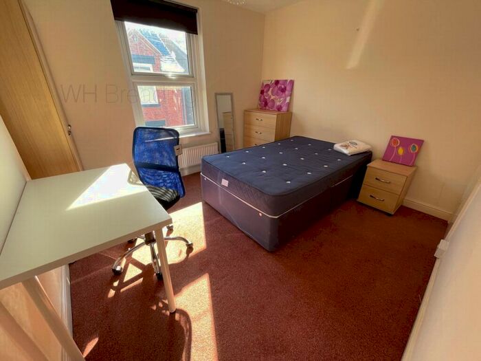 3 Bedroom Semi-Detached House To Rent In Seymour Place, Canterbury, CT1