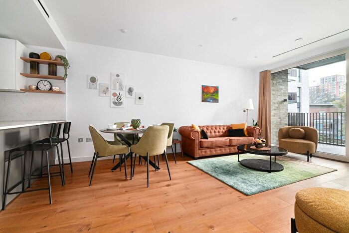 1 Bedroom Flat To Rent In Fisherton Street, London, NW8