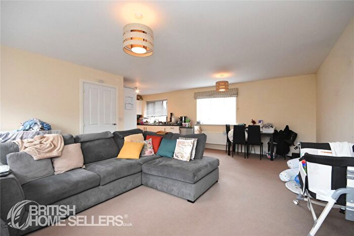 2 Bedroom Detached House For Sale In Cowlin Mead, Chelmsford, Essex, CM1