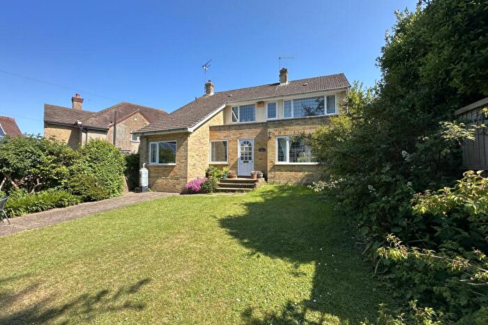 4 Bedroom Detached House For Sale In Upper Street, Kingsdown, CT14