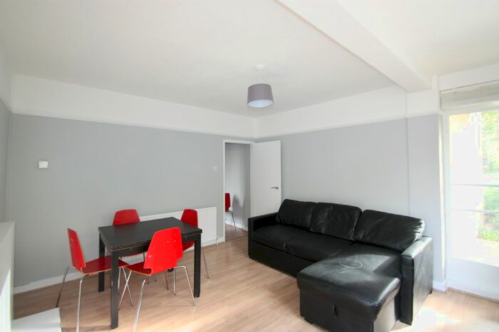2 Bedroom Flat To Rent In Nightingale Lane, London, SW12