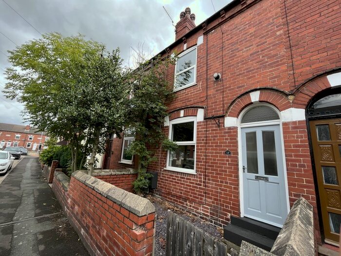 2 Bedroom Terraced House To Rent In Garden Street, Castleford, WF10
