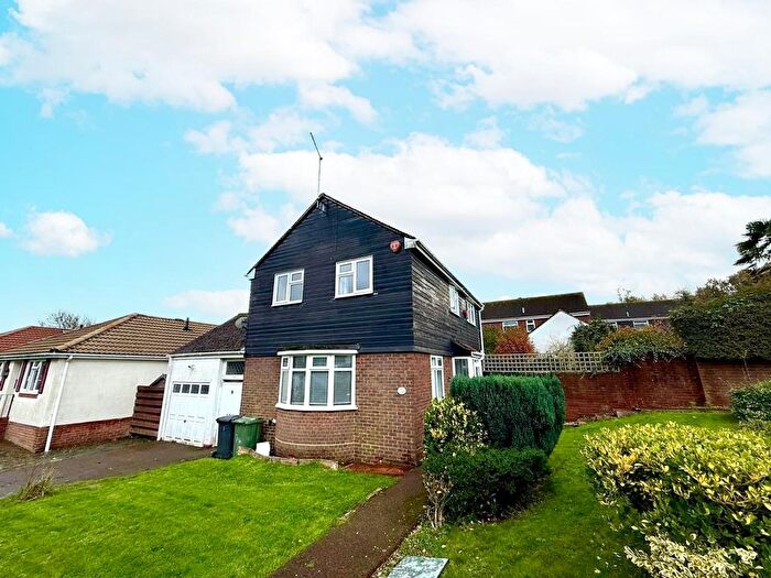 3 Bedroom Property To Rent In Paynsbridge Way, Heathfield, TN21