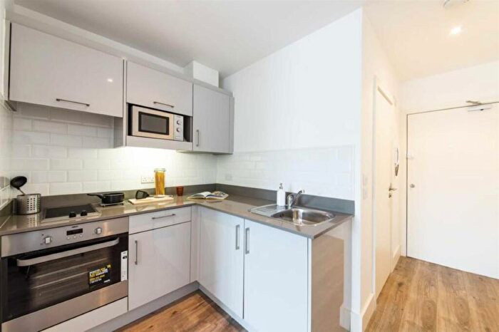 Apartment To Rent In The Luminaire Apartments, Kilburn High Road, Kilburn, NW6