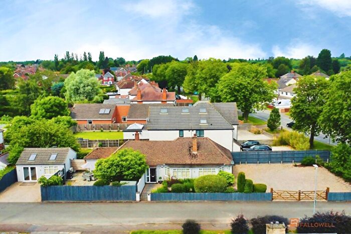 2 Bedroom Detached Bungalow For Sale In Grange Avenue, Leicester Forest East, LE3