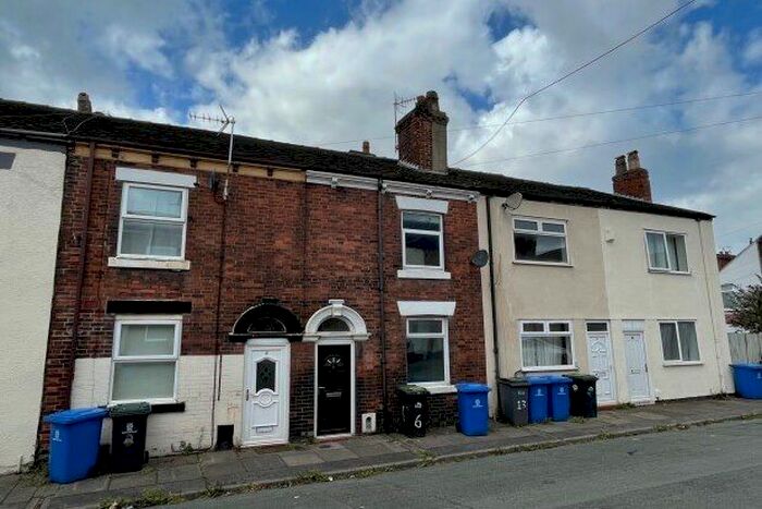 2 Bedroom Property To Rent In Riley Street North, Stoke-On-Trent, ST6