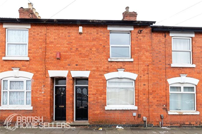 3 Bedroom Terraced House For Sale In Orchard Street, Northampton, Northamptonshire, NN5