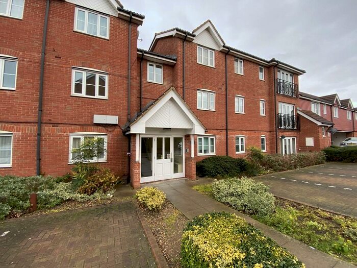 2 Bedroom Apartment To Rent In Winnipeg Way, Turnford, EN10