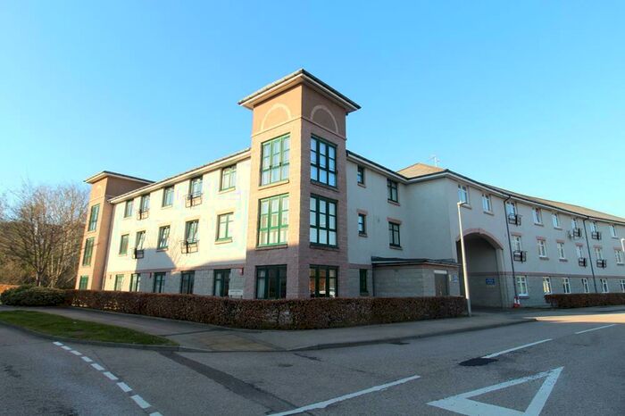 2 Bedroom Flat To Rent In Ladeside, First Floor, AB22