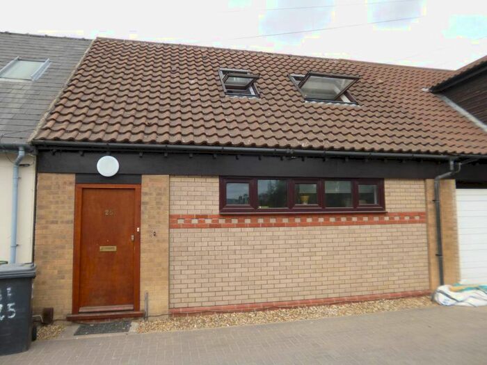 1 Bedroom Flat To Rent In Sandy Lane, Cambridge, CB4