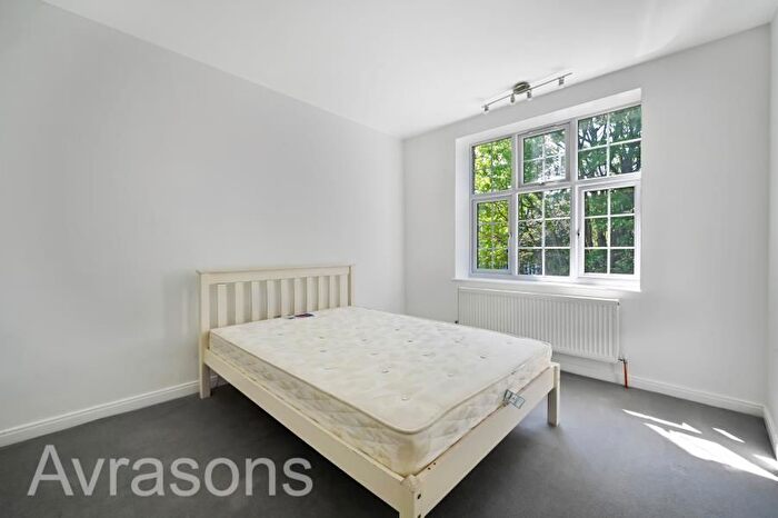 1 Bedroom Flat To Rent In Streatham Close, Streatham Hill, SW16